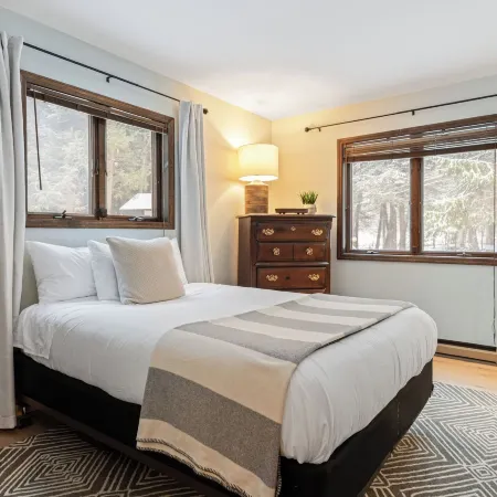 Catskills Mountain Home Near Windham w/ Fireplace & Open Living Deer Run Lodge by Avantstay