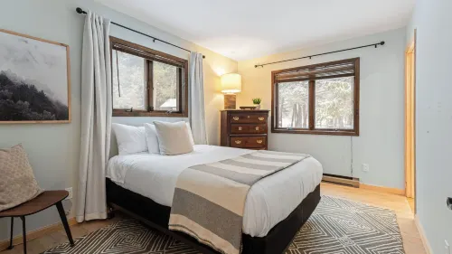 Catskills Mountain Home Near Windham w/ Fireplace & Open Living Deer Run Lodge by Avantstay