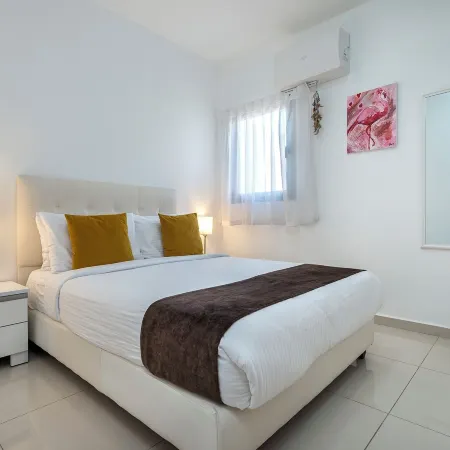 Melony Apartment