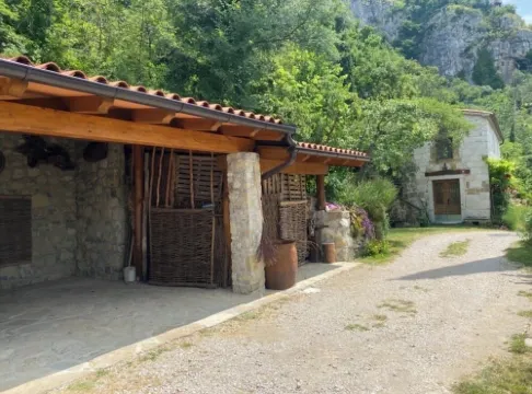 Podpec: Country Cottage in the countryside with absolute privacy