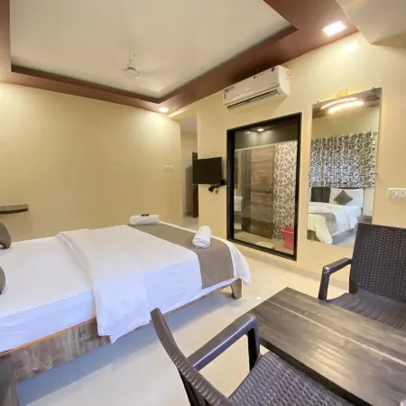 Hotel Mangal Residency