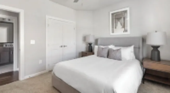 Westpointe Drive Apartments by Landing