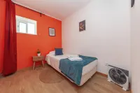 X 01 - 2 Bed Apartment in Quinta da Ponte