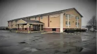 Countryside Inn & Suites Omaha East-Council Bluffs IA