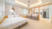 Namhae on View Pension - Balcony
