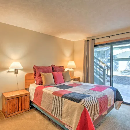 Sunriver Home w/ Hot Tub & 8 Sharc Passes