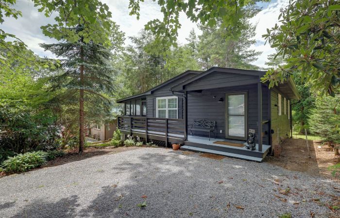 Newland Gem in Golf Community w/ Pool Access!