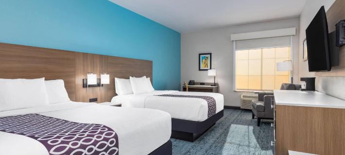 La Quinta Inn & Suites by Wyndham Hobbs Hotels in Lea County