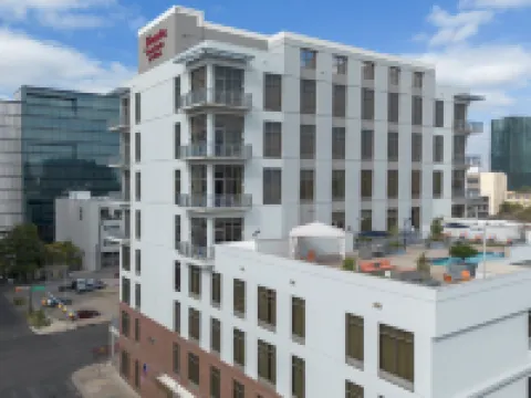 Hampton Inn & Suites Austin @ the University/Capitol Hotels in der Nähe von LBJ Presidential Library