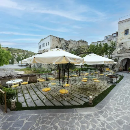 Tafoni Houses Cave Hotel