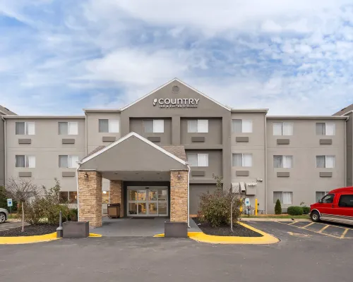 Country Inn & Suites by Radisson, Fairview Heights, IL Hotels in St. Clair County
