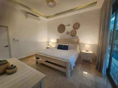 Luxurious 3-bedroom Apartment in Juan Dolio With Pool Access Hotels in 