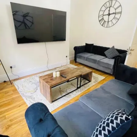 Near Hampden - Parking - Wifi - Sleeps 6