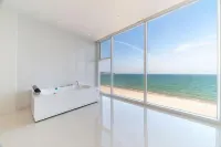 Daytona Pool Villa