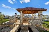 House Villa Zvonko Near NP Krka - Homestays