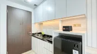 Modern Studio at Apartment Transpark Cibubur By Travelio