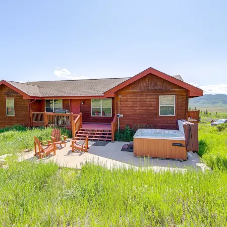 Beaver Lodge 5 Bedroom Home
