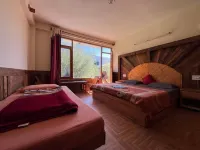 Yolo Social - the Social House & Cowork - Manali