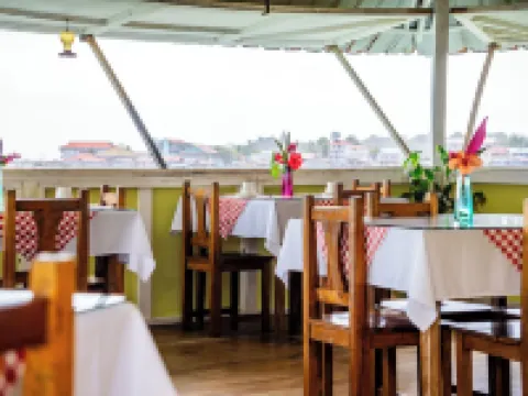 Kevin Kondos Hotels in Carenero