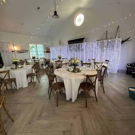 Driftwood Inn