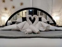 Deco Studio Retreat With Fireplace, Wifi, Queen Bed Hotel a 