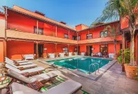 Hotel San Roque - Pools