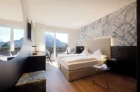 Hotel Ladurner - خدمة نقل من وإلى المطار