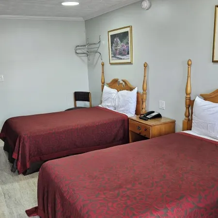 Deluxe Inn Elkton