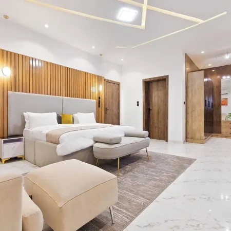 Dyve Luxury Stays