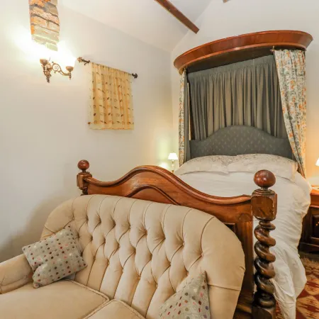Lovesome Cottage