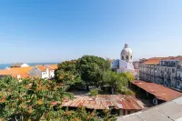 GuestReady - Modern Duplex in Lisbon - 4 Yıldız