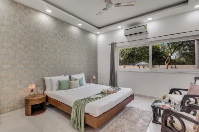 Alaya Stays Ratikara Ullaas 2BHK Pool Hoteles en 