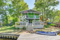 Private on-Site Boat Dock Cabin on Lake Jordan - 2-Sterne