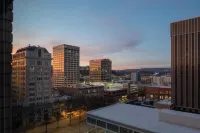 The Waymark Chattanooga, Tapestry Collection by Hilton - Mountain view