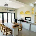 URRI VILLA