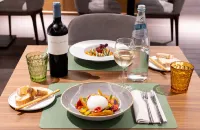 Holiday Inn NAPLES by IHG - breakfast