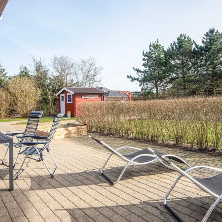6 Person Holiday Home in Tarm
