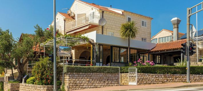 Pansion Srebreno Hoteles en Mlini