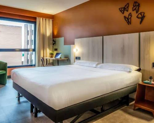 Ibis Styles Zaragoza Centro Hotels near Arrabal