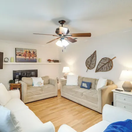 Beach Retreat in Jacksonville Pet and Family-Friendly
