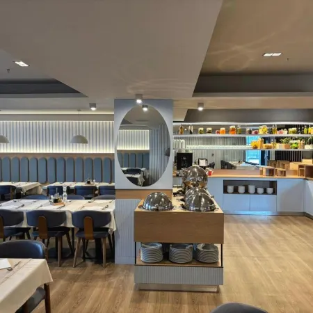 Hotel Aurel