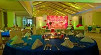 Hotel Marciano - breakfast