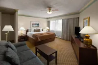 Royal Scot Hotel & Suites