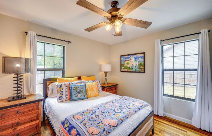 < 1 Mi to Dtwn: Home w/ Fenced Yard in Boerne!