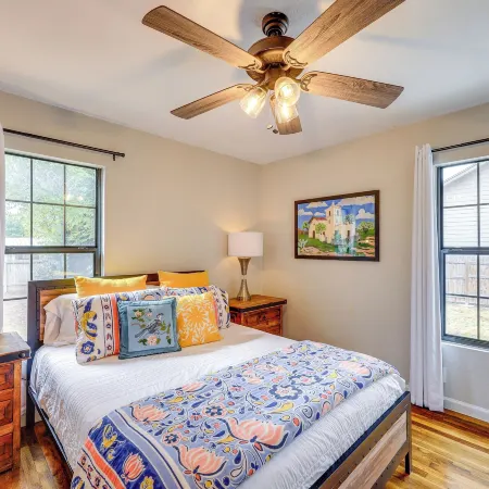 < 1 Mi to Dtwn: Home w/ Fenced Yard in Boerne!