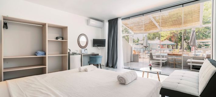 Bamboo Suites Hotel Hotels in Ixia