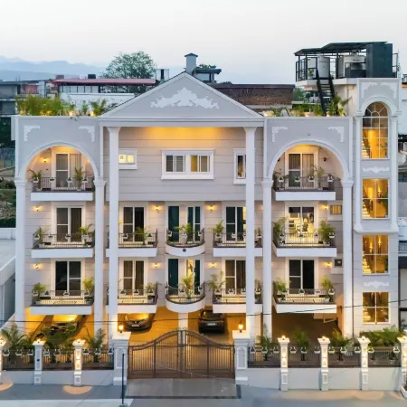 Alaya Stays Kalyan Mansion Cosmos 3BHK