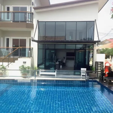 Bee Orchid Pool Villa