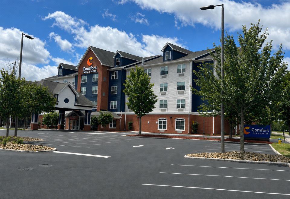 Comfort Inn & Suites Concord - Kannapolis (Concord) - 2026 Prices
