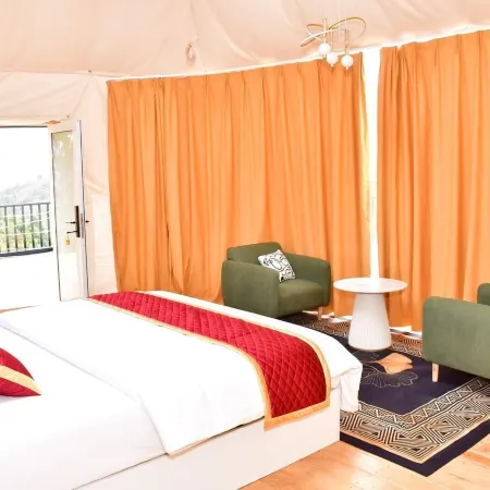 Hillside Escape Glamping